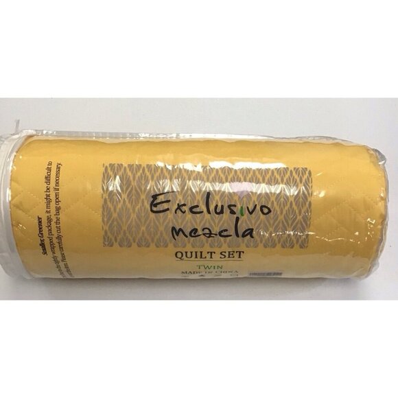 Exclusivo Mezcla Reversible Twin Quilt Bedding Set Soft 68"x88" Bright Yellow 💛 - Picture 1 of 3